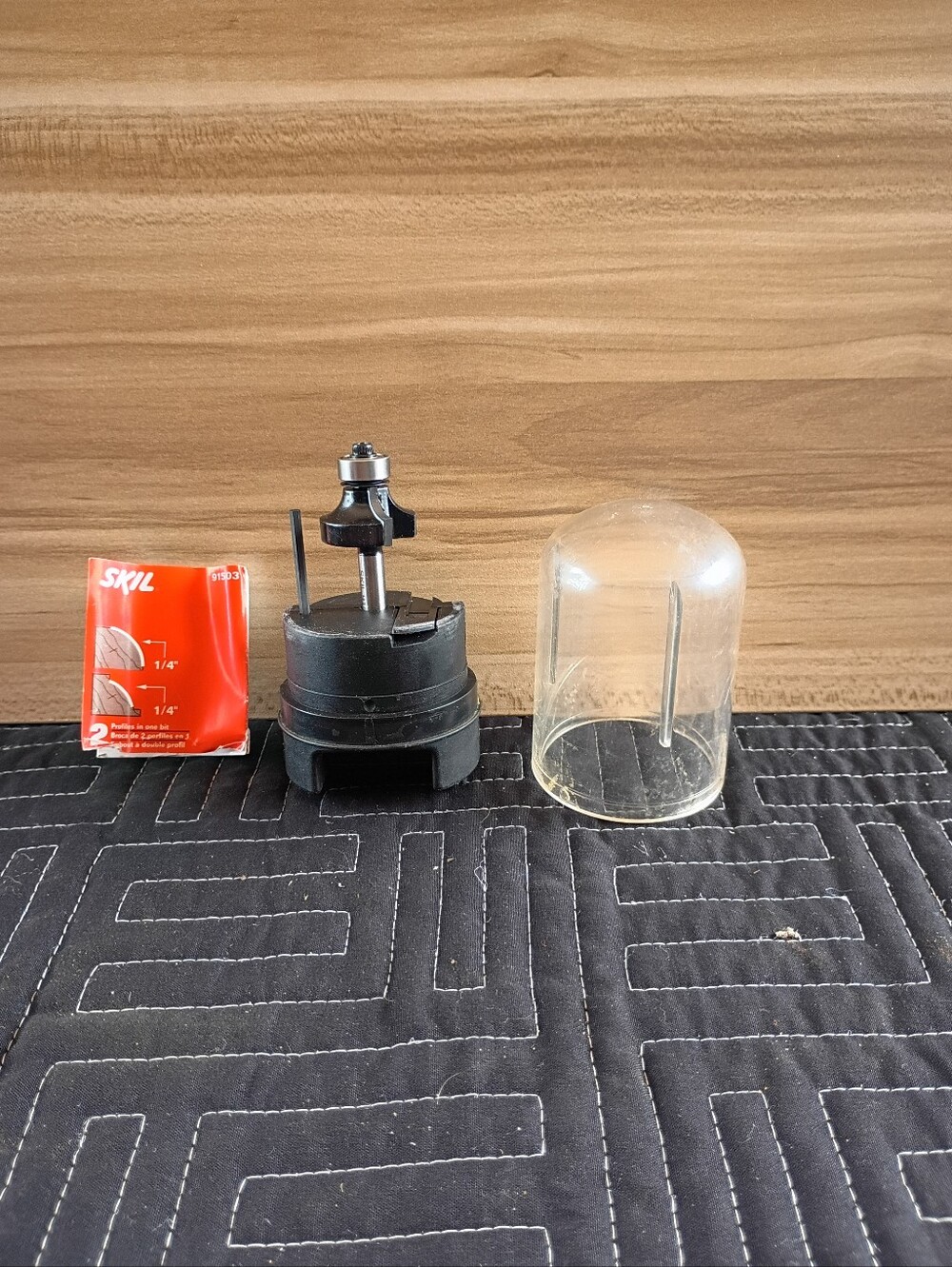 Skil 1/4" Router Bit & Dust Collector Dome - Black and Clear
